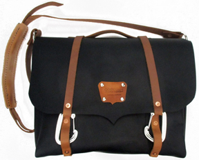 Messenger Safari Black 4